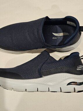 Skechers Arch Fit Men's 9.5 Walking Shoes Navy Comfort Support Sneakers